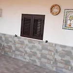 בית נופש Maria *